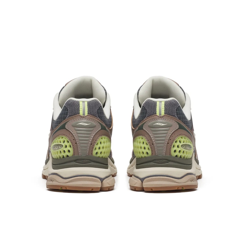 Кросівки Saucony Progrid Triumph 4 Carbon/Taupe S70937-3